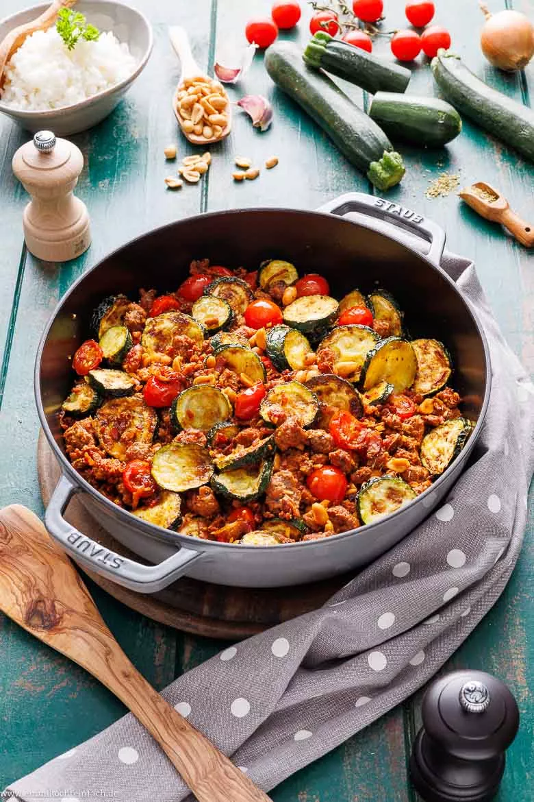 Zucchini Pfanne mit Hackfleisch