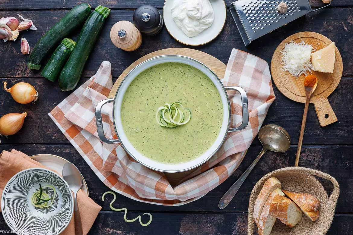 Zucchini Suppe ganz cremig und einfach