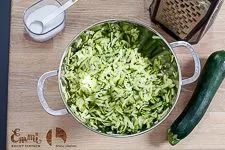 Zucchini Puffer - einfach & schnell