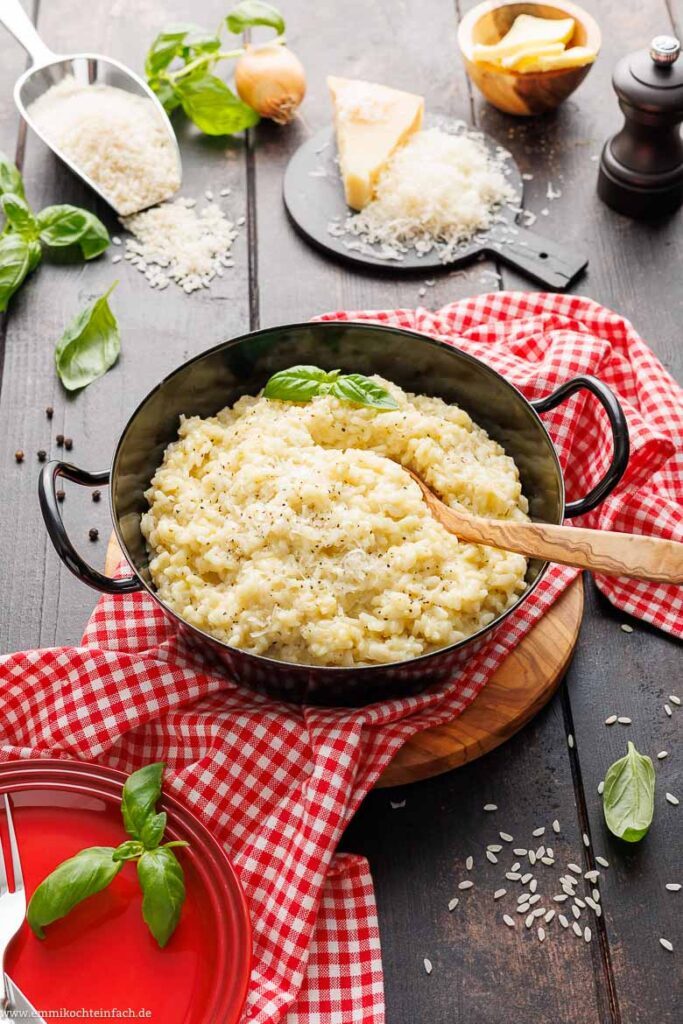 Risotto Rezept klassisch - emmikochteinfach