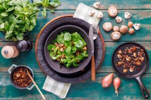 Feldsalat mit Speck Rezept