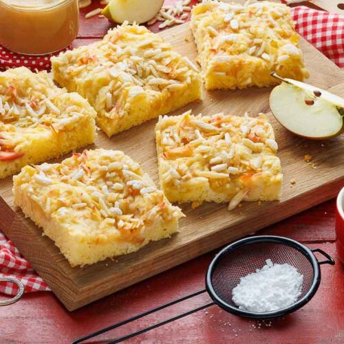 Apfelkuchen vom Blech - schnell &amp; einfach