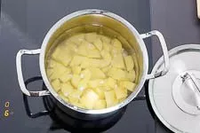 Rosenkohlauflauf mit Kartoffeln