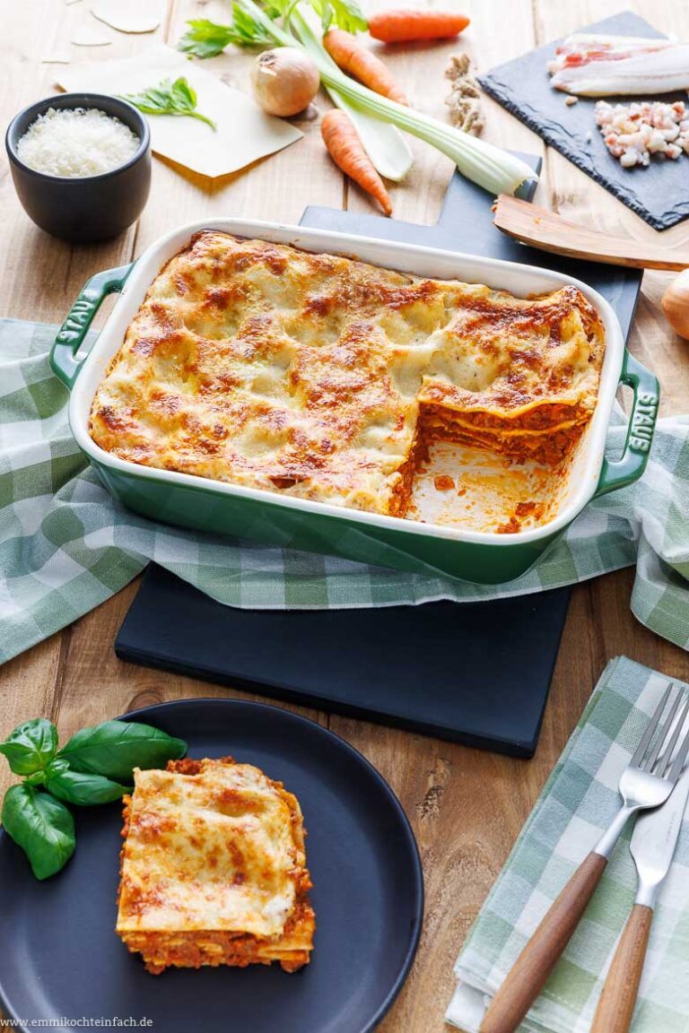 Lasagne Rezept - Klassisch & Einfach - Emmikochteinfach