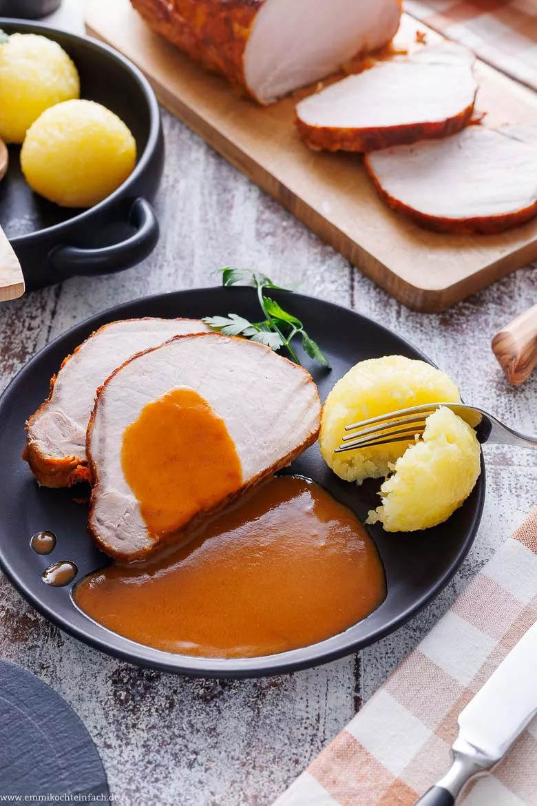 Schweinebraten mit Soße