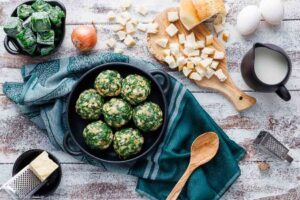 Spinatknödel selber machen
