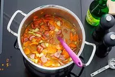 Möhreneintopf kochen