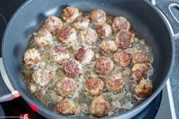 Hackbällchen anbraten