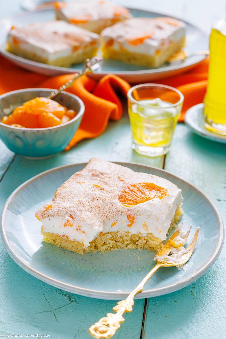 Ein Blechkuchen mit der perfekten Kombination aus Süße, Fruchtigkeit und Säure