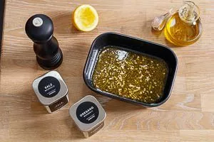 Marinade für Souvlaki anmischen