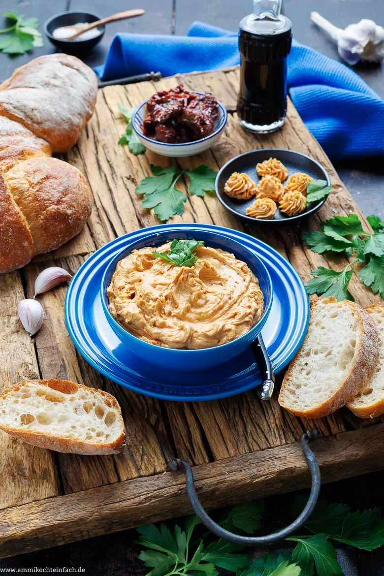 Zutaten für Tomatenbutter