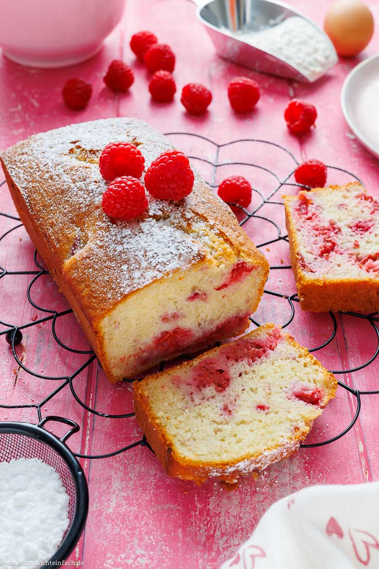 Himbeerkuchen mit Joghurt in der Kastenform