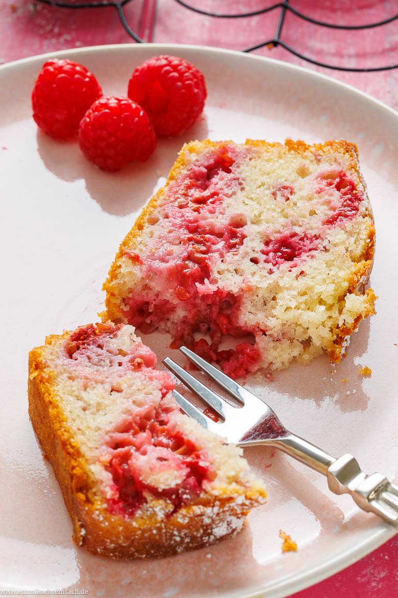 Saftiger Himbeerkuchen mit Joghurt