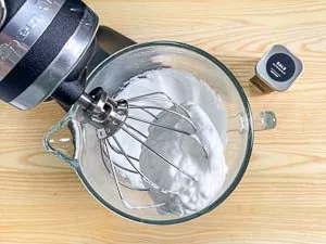 Eiweiß steif schlagen