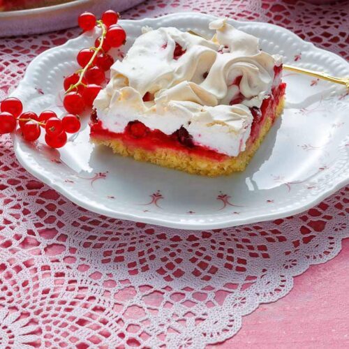 Johannisbeerkuchen mit Baiser vom Blech Johannisbeerkuchen mit Baiser vom Blech