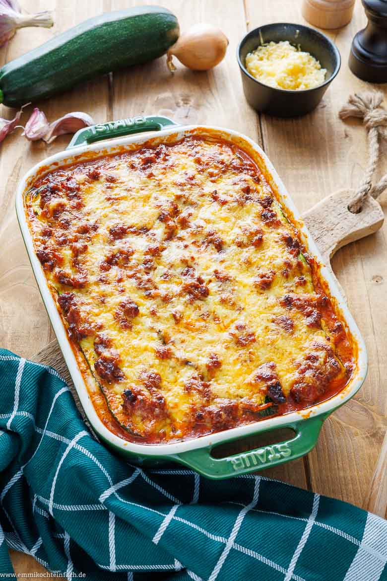 Zucchini-Lasagne mit Zucchini-Scheiben