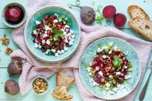 Rote Bete Salat Rezept mit Feta und Walnüssen