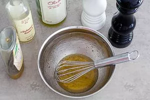 Rote Bete Salat Dressing zubereiten