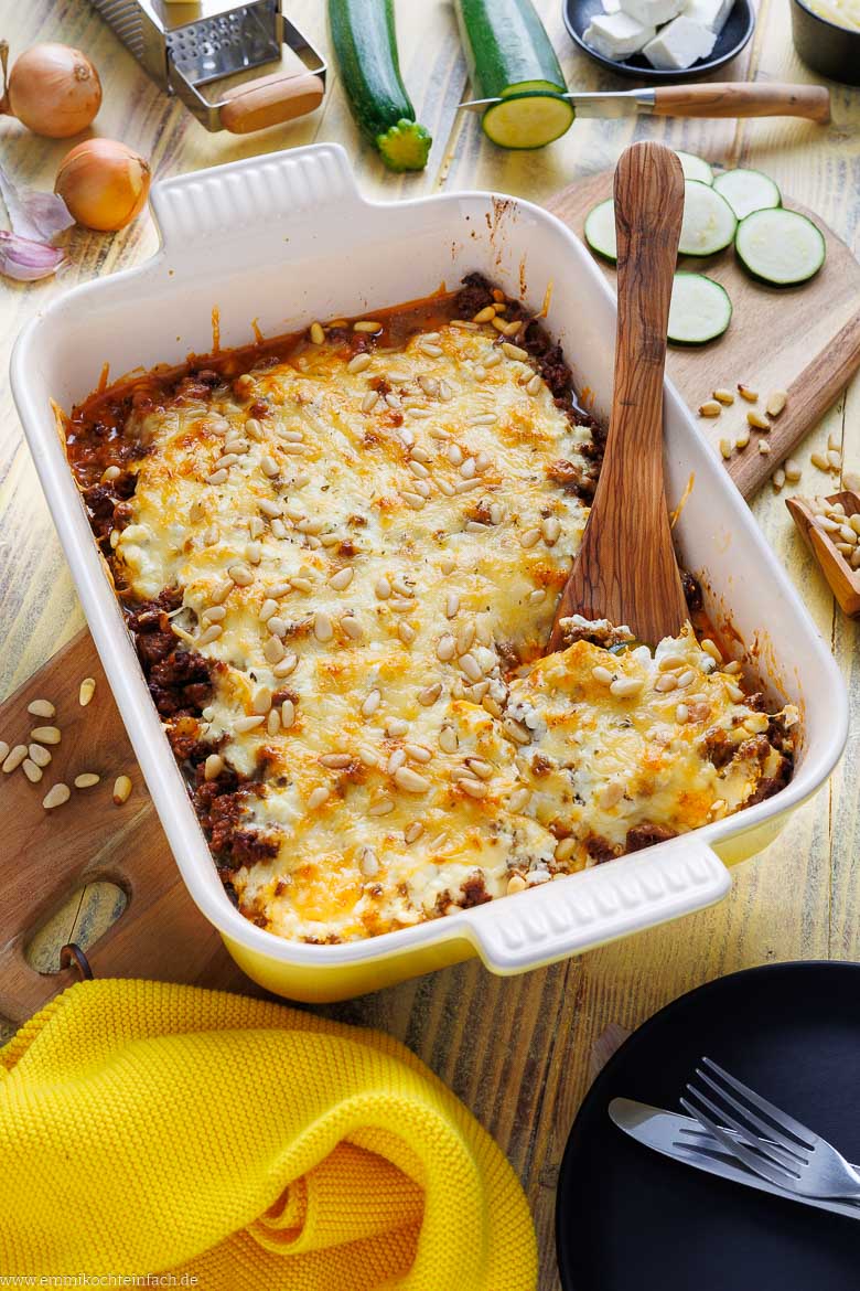Zucchini-Hackfleisch-Auflauf mit Feta