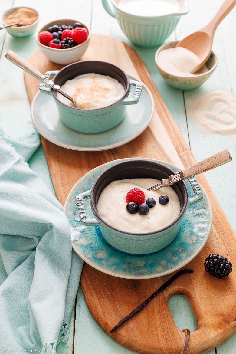 Leckerer Brei aus Grieß und Milch