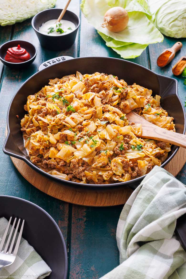 Spitzkohlpfanne mit Hackfleisch kann auch Lowcarb ohne Beilage genossen werden