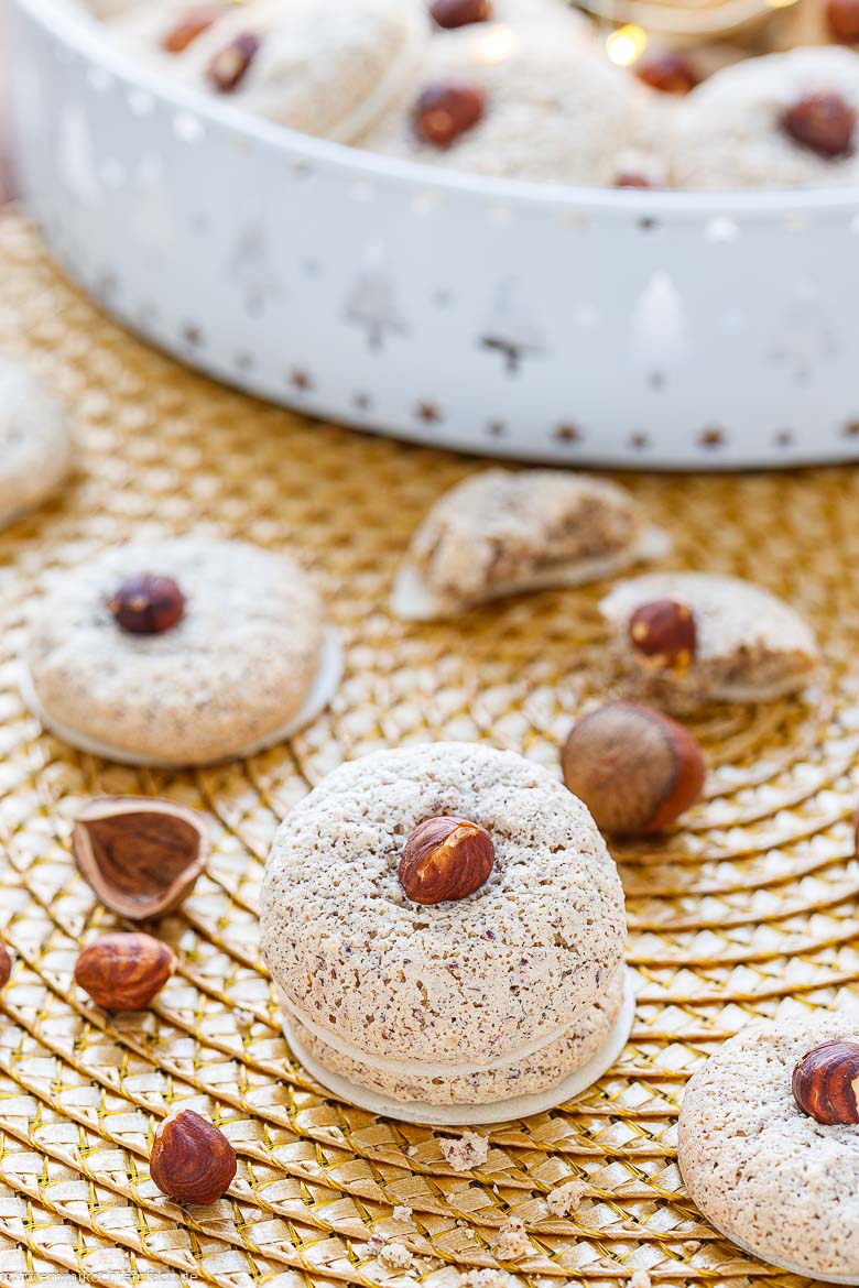 Haselnussmakronen nach Omas Rezept