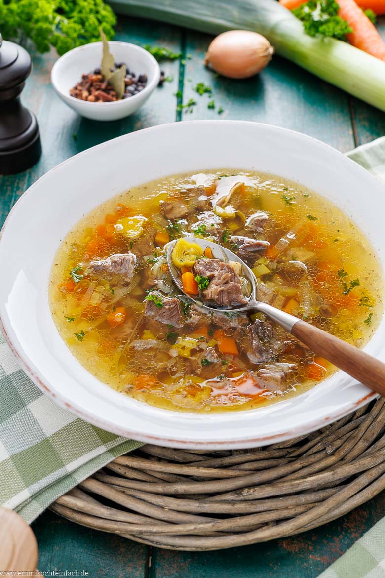 Suppe mit Rindfleisch