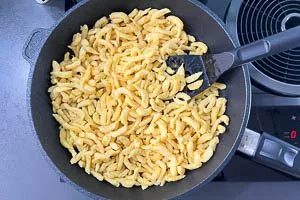 Spätzle in Öl anbraten