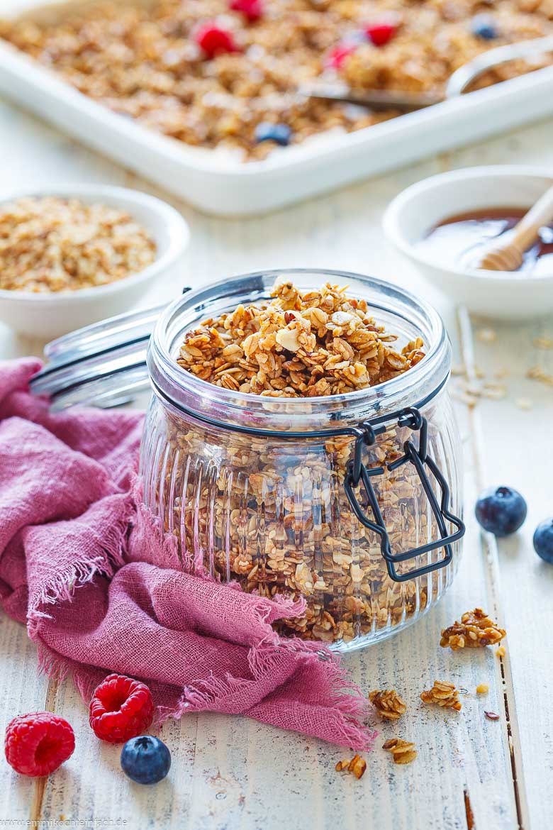 Granola, das leckere Knusper-Müsli.
