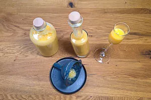 In Flaschen abfüllen.