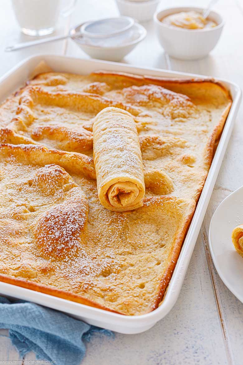 Süß oder herzhaft, mit diesem Ofenpfannkuchen geht beides – am liebsten gerollt