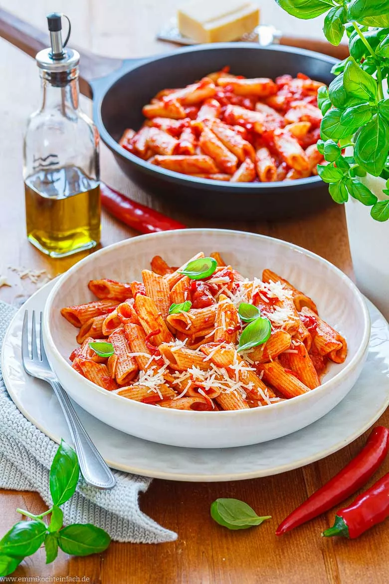 Einfaches Penne Arrabiata-Rezept