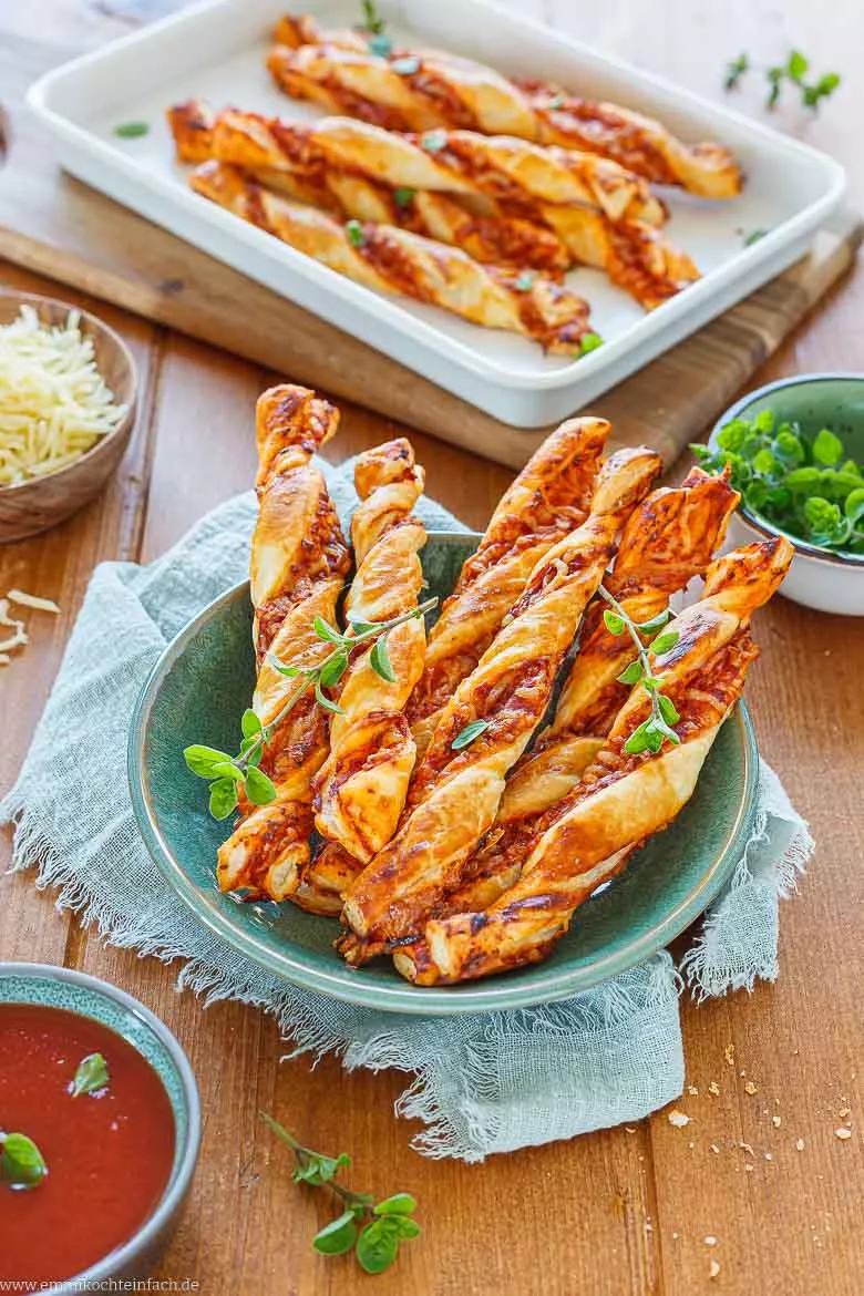 Einfaches Rezept für Pizzastangen