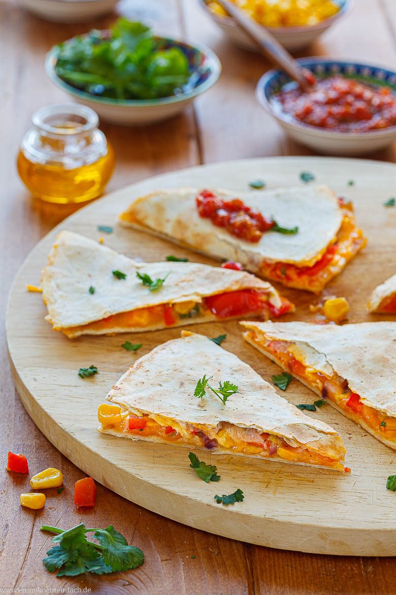 Quesadillas als vegetarisches Fingerfood serviert