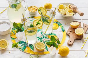 Fertig ist die selbstgemachte Limonade!