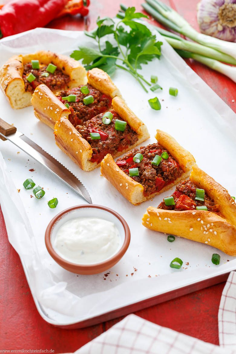 Pide mit Hackfleisch