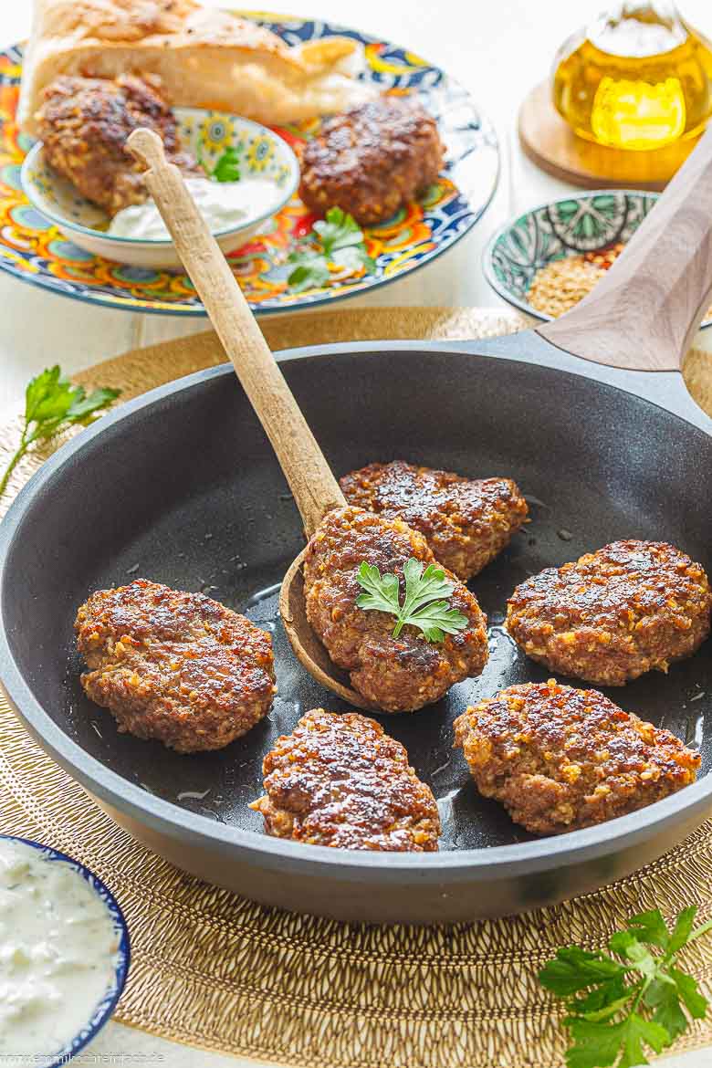 Köfte selber machen – türkische Frikadellen