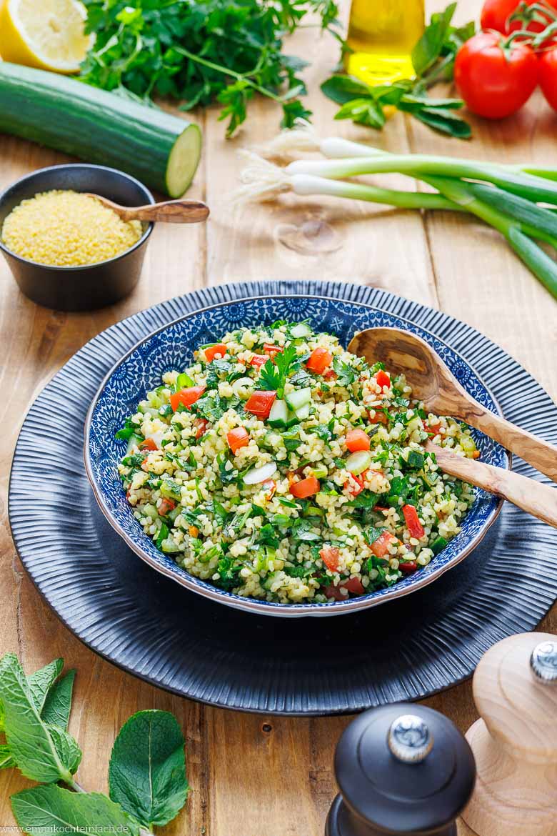 Tabouleh-Salat frisch zubereitet