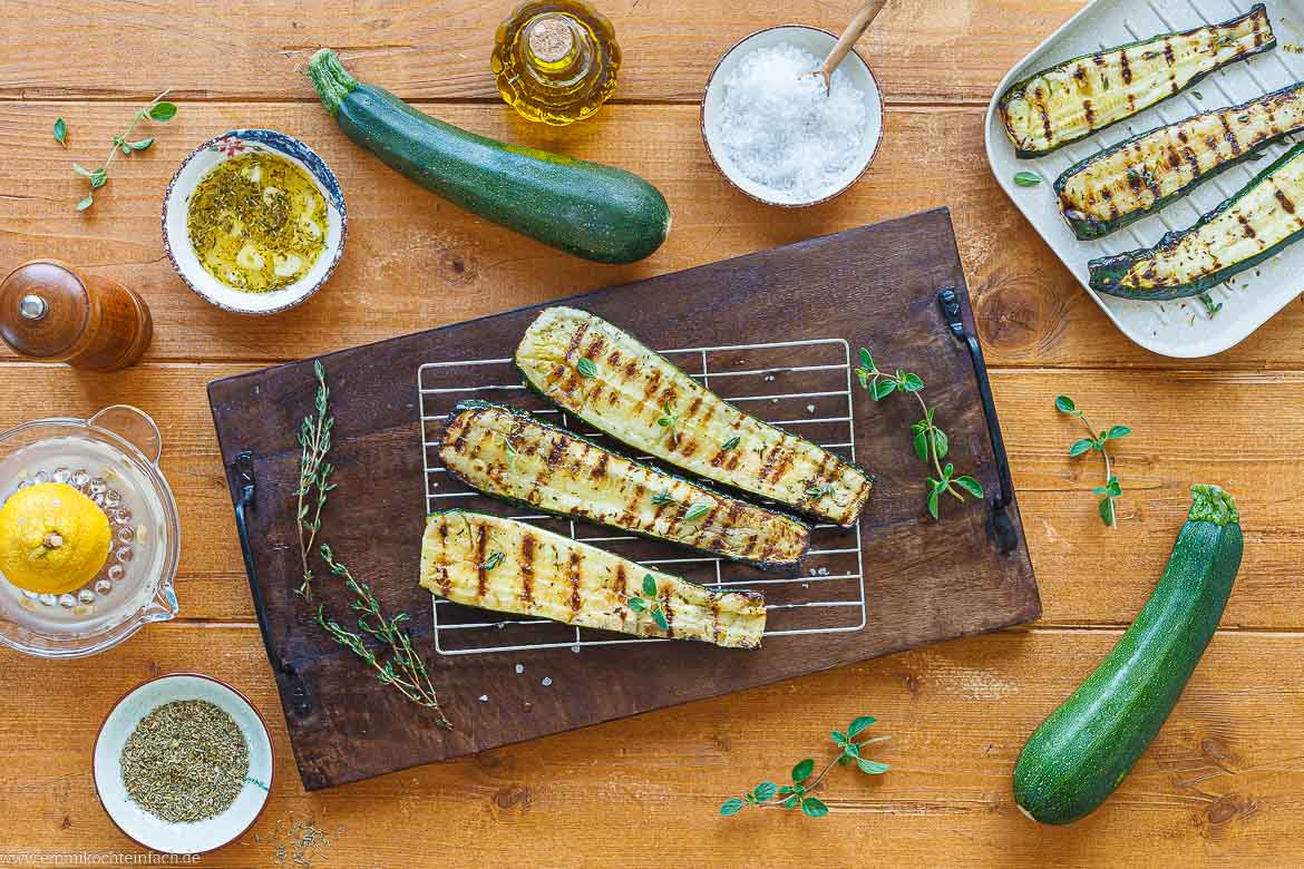 Zucchini grillen – mit einfacher Marinade