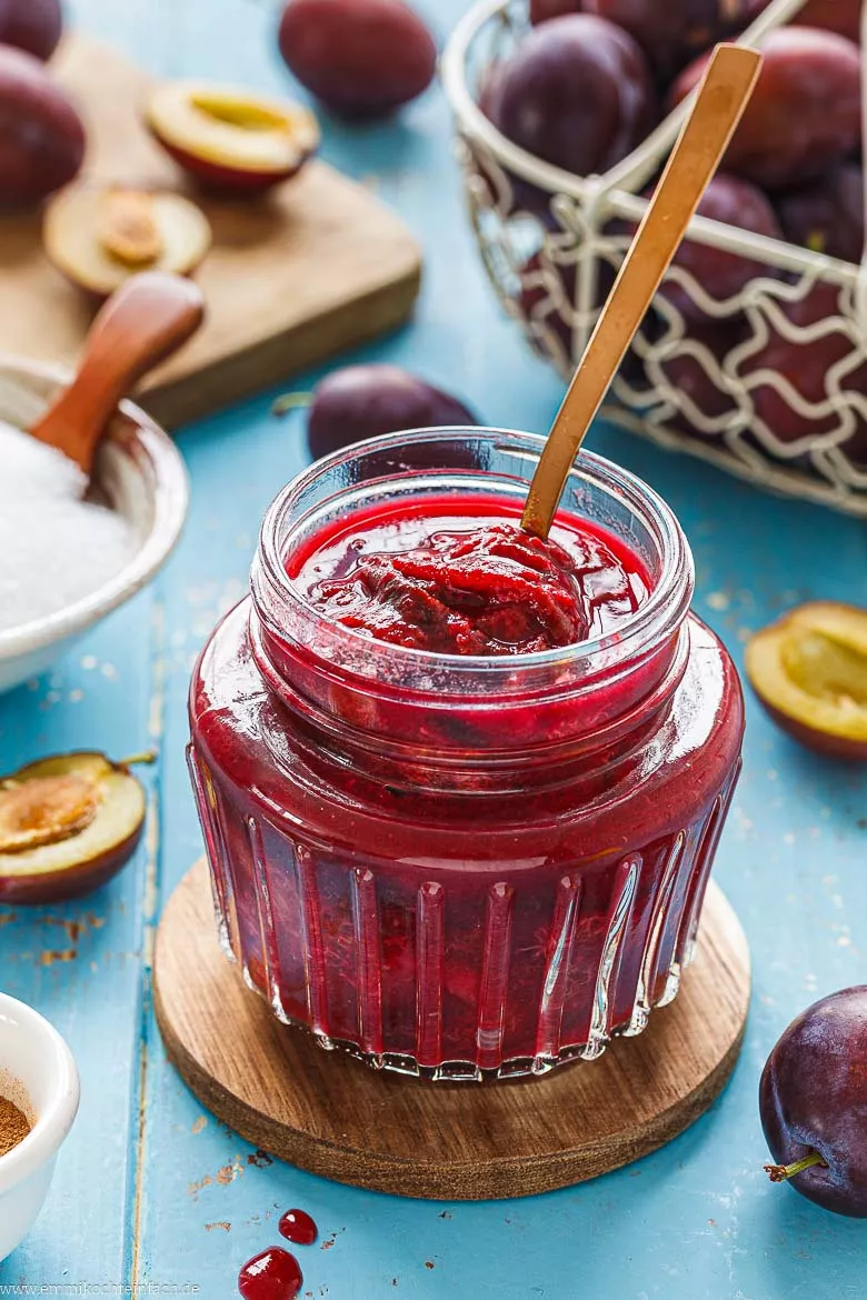 Einfaches Zwetschgenröster-Rezept