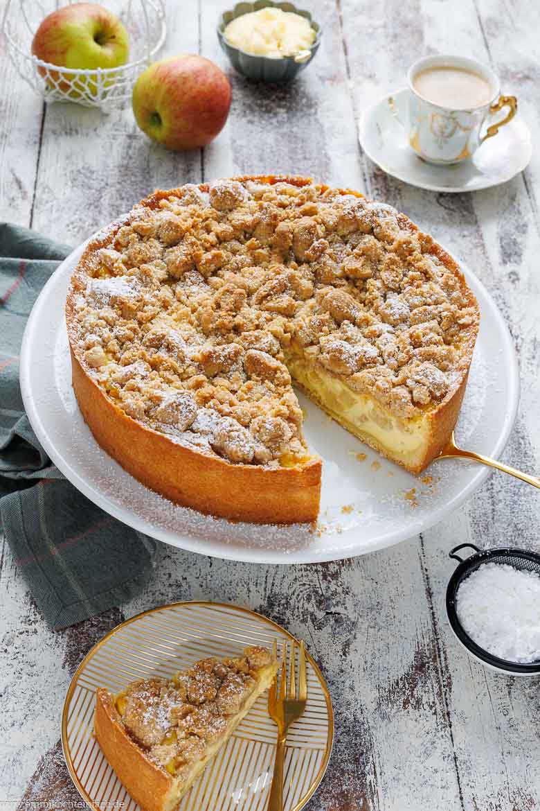 Zutaten für Apfelkuchen mit Pudding