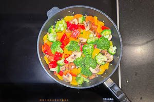 Gemüse mit anbraten