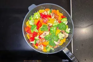 Gemüse mit anbraten