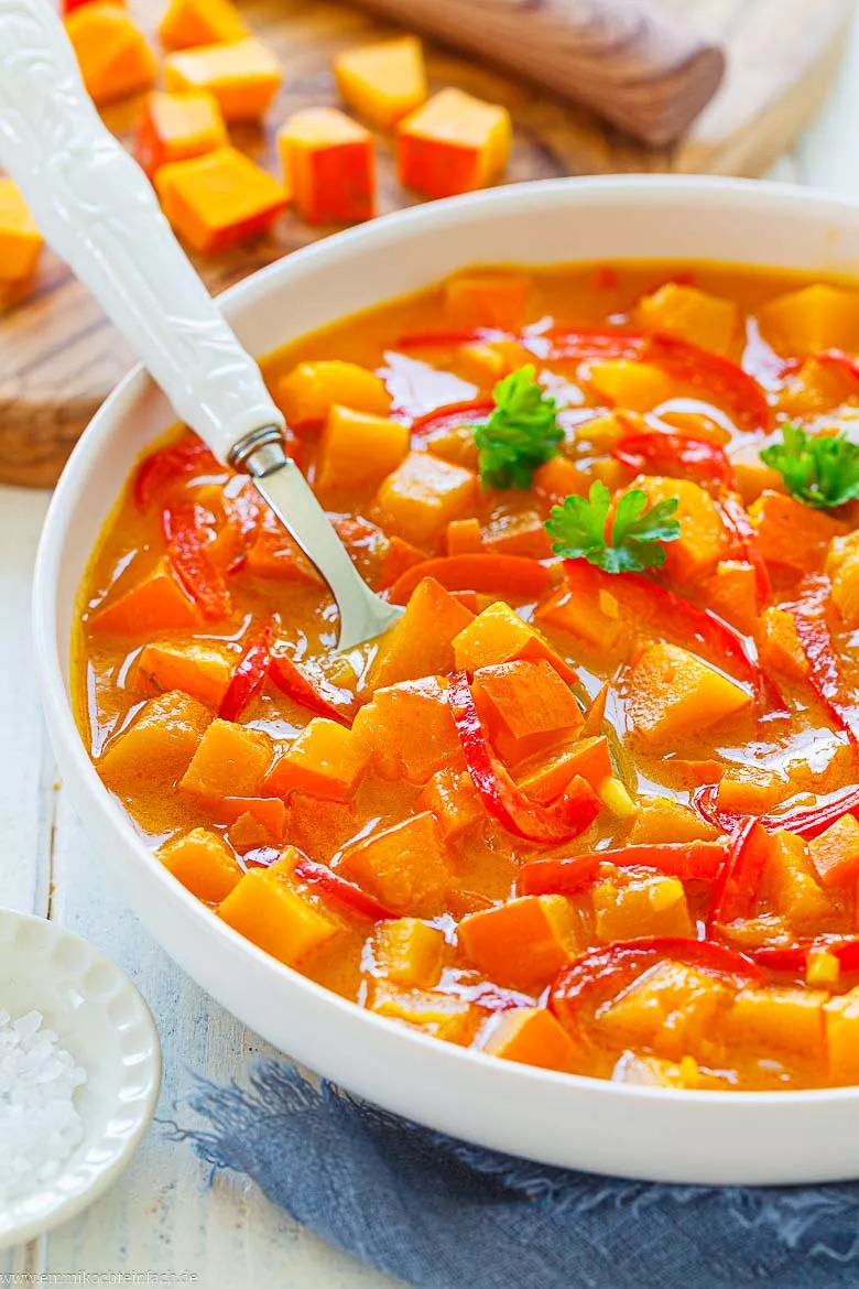 Curry mit Hokkaidokürbis und Kokosmilch
