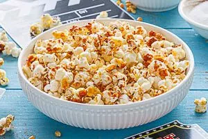 Fertig ist das selbstgemachte Popcorn