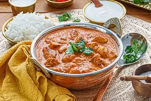 Fertig ist das Butter Chicken!