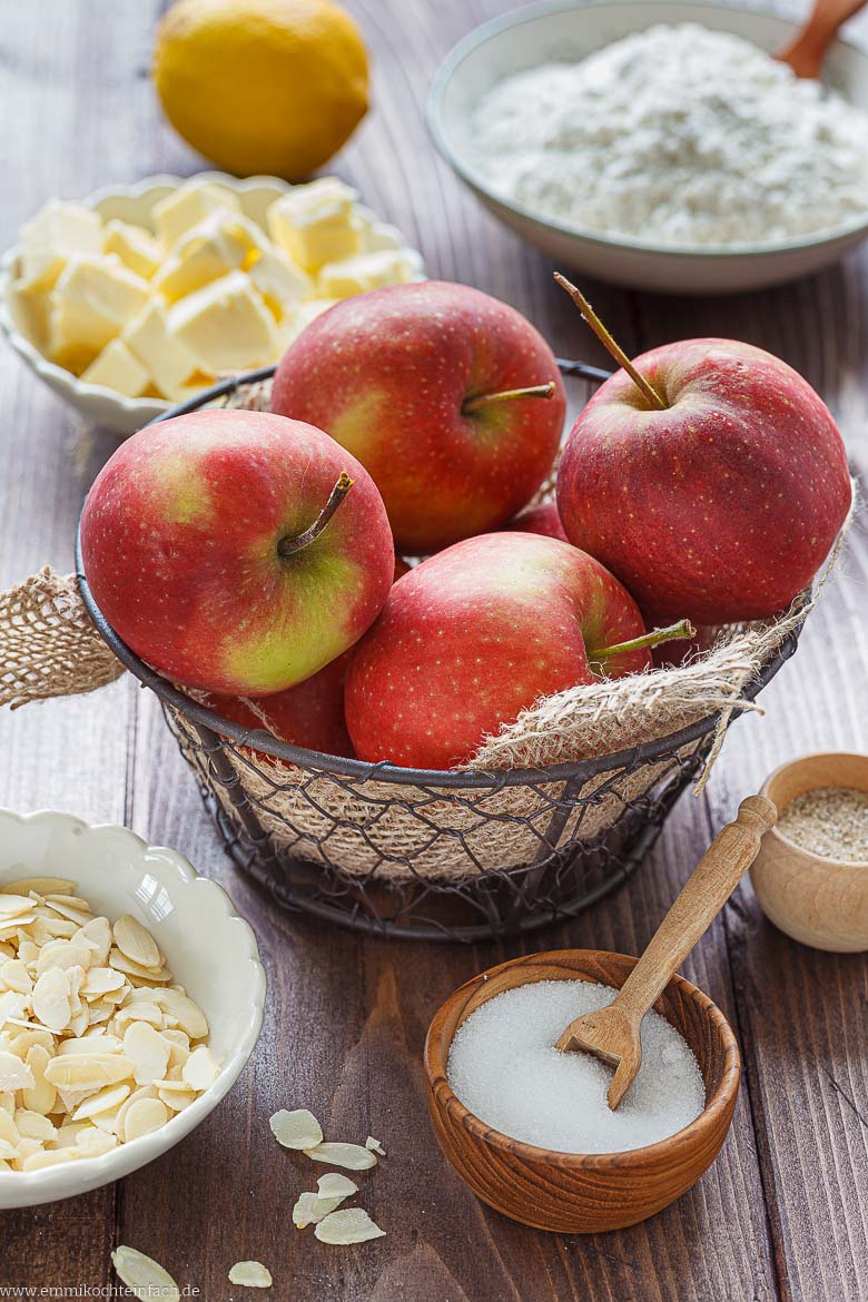 Zutaten für gedeckten Apfelkuchen
