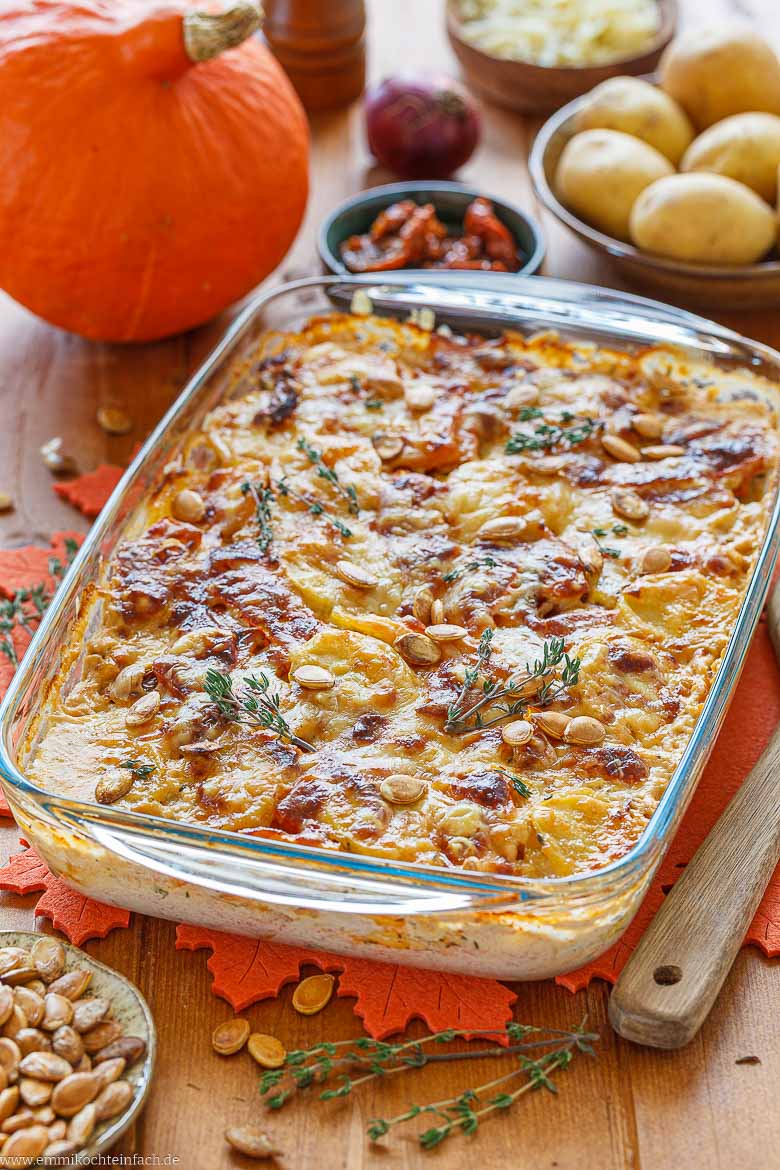 Herbstlicher Kürbisauflauf mit Kartoffeln
