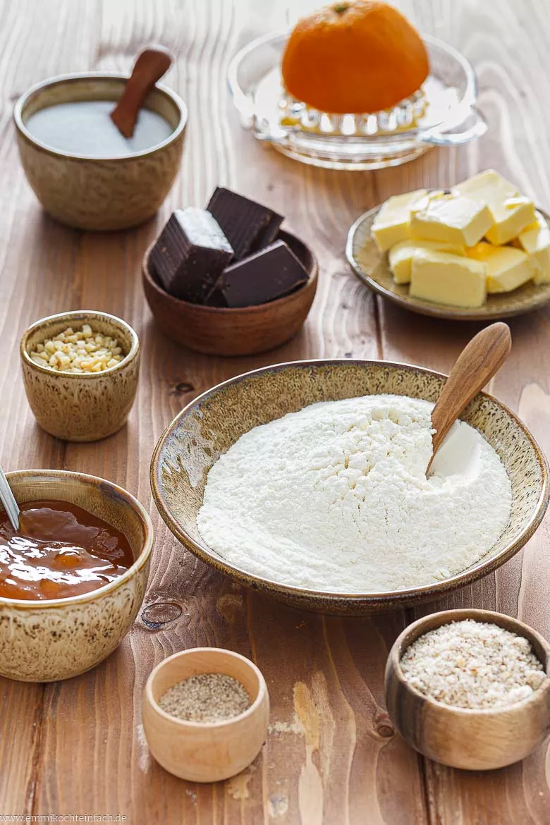 Zutaten für Nussecken