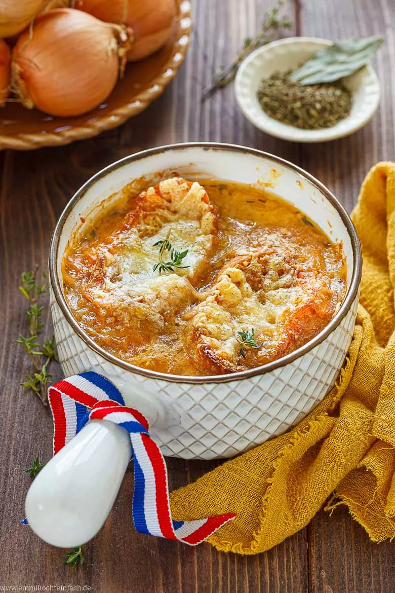 Gratinierte Zwiebelsuppe